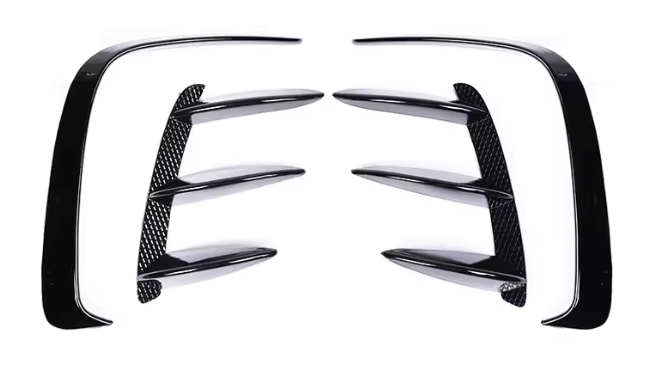 Vista laterale del set flaps posteriori per Mercedes Classe A W176 – profilo aerodinamico