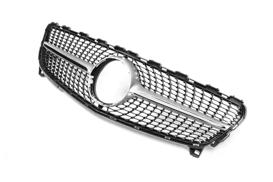 Vista laterale della griglia Matrix Diamond argento per Mercedes Classe A W176 2016–2018